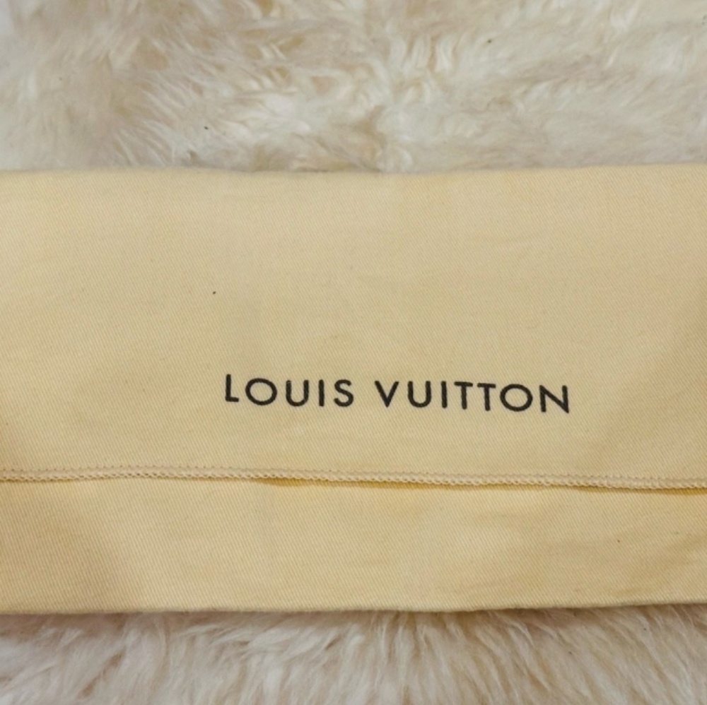 💎 LOUIS VUITTON Dust Bag For Long Wallet Size L9” X H 5”
